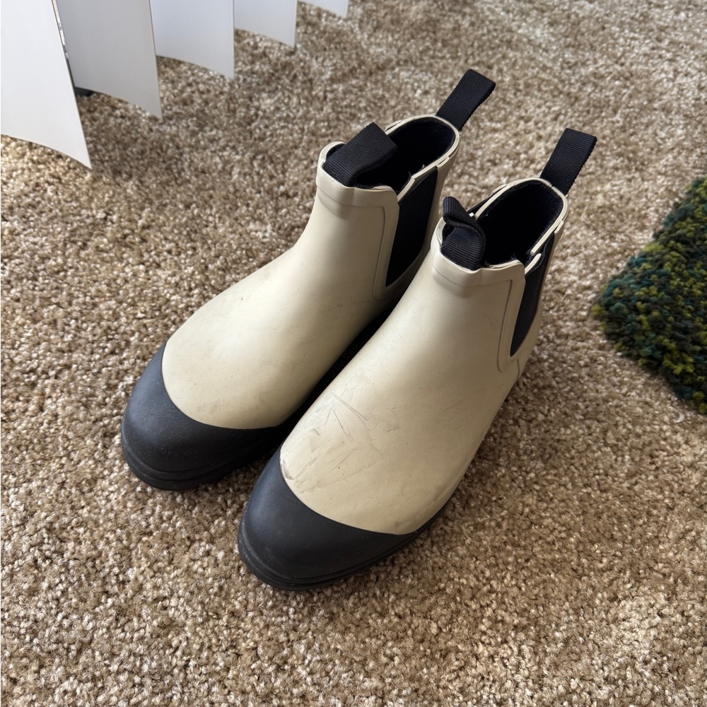 Everlane Rain Boots